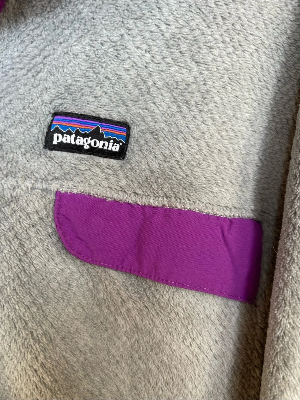 Patagonia Women's Re-Tool Snap-T Fleece Pullover Grey / Purple XL